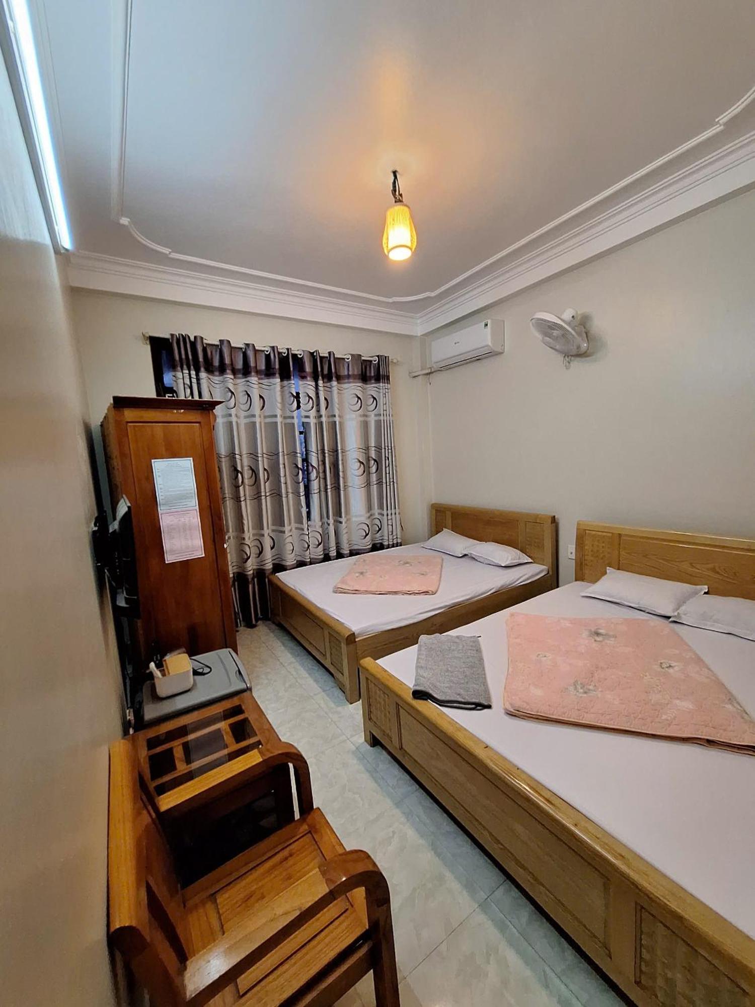 Nhà Nghỉ Việt Khanh Ha Long Exterior foto